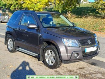  Voir détails -Suzuki Grand Vitara II 1.9 DDiS 130CH 3P à Saint-Bonnet-le-Froid (43)