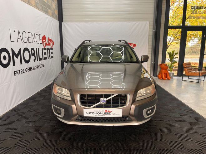 Volvo XC70 Crosscountry 2.4L D5 AWD Summum Champagne de 2008