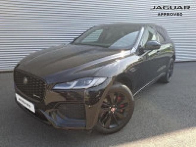 Cliquer pour voir la photo suivante Jaguar F Pace P400e Plug-in-Hybrid R-Dynamic Black BVA Santorini Black Métallisée de 2022