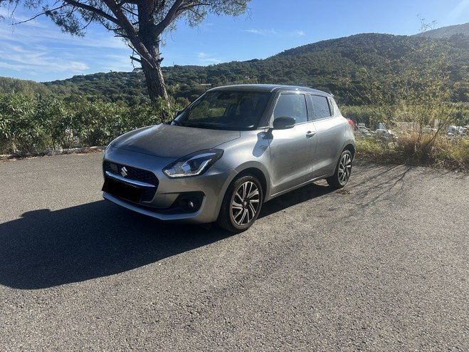 Cliquer pour voir la photo suivante Suzuki Swift 1.2 DUALJET HYBRID 83CH PRIVILEGE Gris C de 2022