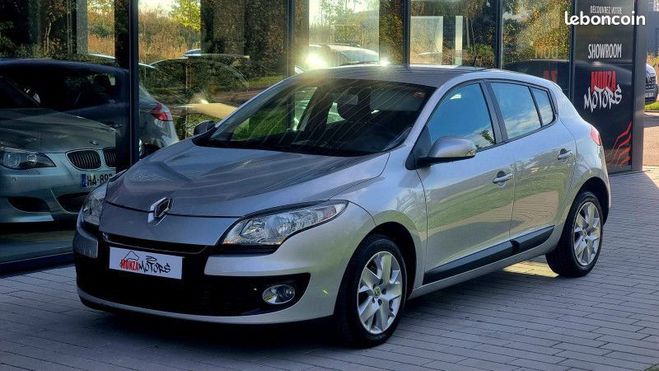 Renault Megane Renault Megane III 1.5 DCI 110CH ENERGY FAP BUSINESS EC Gris de 2012