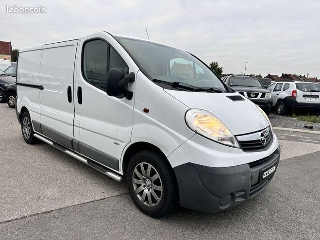 Opel Vivaro Opel Vivaro FG F2900 L2H1 2.0 CDTI 115 Blanc de 2013