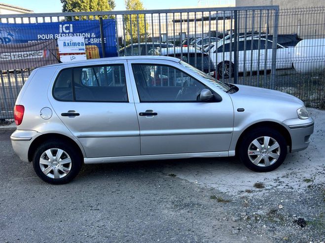 Volkswagen Polo III 1.4 60 5p GRIS C de 2001