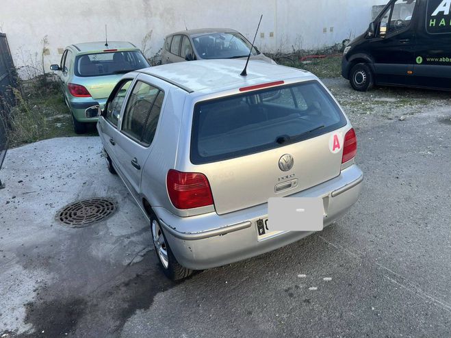 Volkswagen Polo III 1.4 60 5p GRIS C de 2001