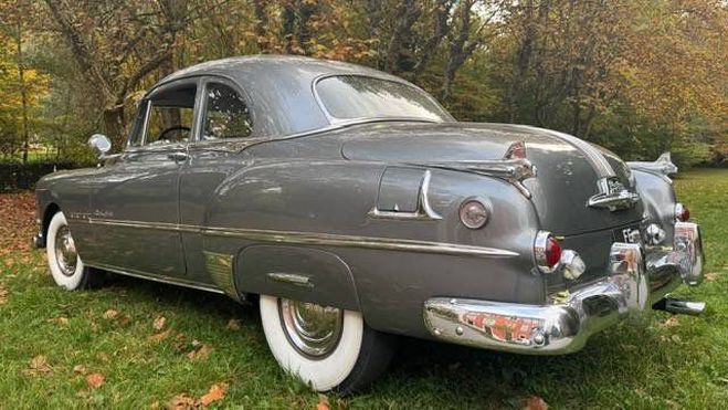 Pontiac Chieftain Pontiac Chieftain CHIEFTAINE COUPE V8 DE LUXE Expertisé 50 Gris Foncé Métallisé de 1951