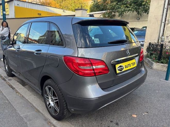 Mercedes Classe B 180 CDI 1.8 CLASSIC 7G-DCT GRIS de 2013