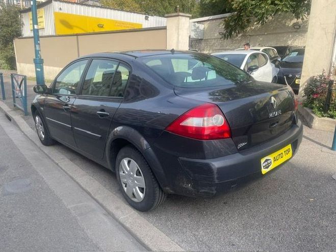 Renault Megane Renault Megane 1.6 16V 115CH CONFORT AUTHENTIQUE GRIS F de 2005