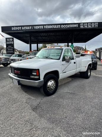 Voir détails -Chevrolet Silverado Gmc c3500 dually 7.4l v8 454ci à Breteuil (60)