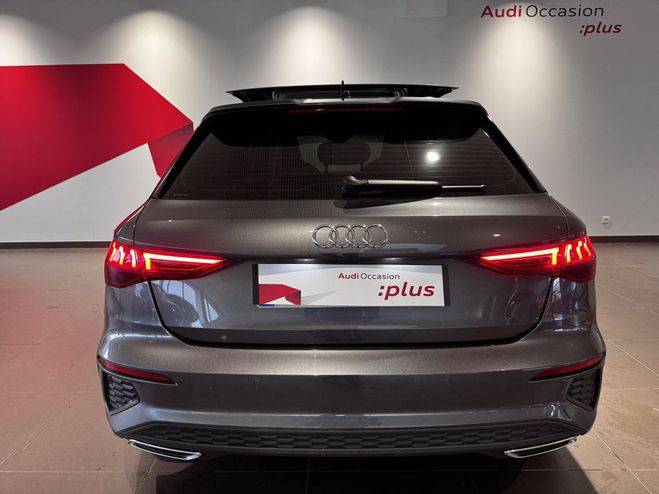 Audi A3 Sportback 35 TFSI Mild Hybrid 150 S tron Gris de 2023