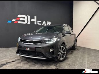  Voir détails -Kia Stonic 1.6 CRDI 115 PREMIUM ISG à Roanne (42)