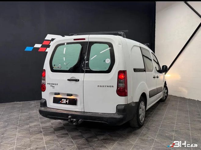 Peugeot Partner Peugeot Partner Vu FOURGON 1.6 HDI 90 Blanc de 2009