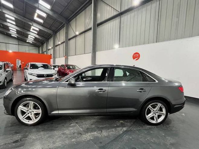 Audi A4 Audi A4 V (B9) 2.0 TDI 150ch S line S tronic 7 GRIS F de 2016