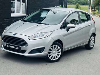  Voir détails -Ford Fiesta 1.0i Trend à Pruwelz (76)