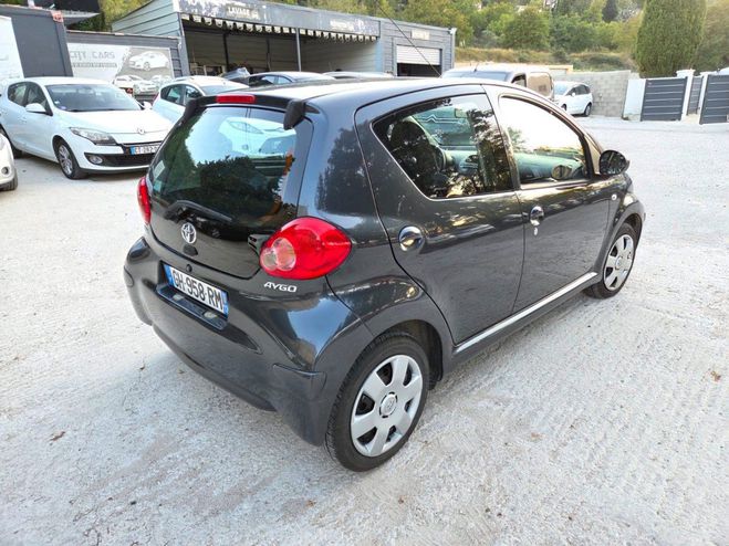 Toyota Aygo Base Gris de 2006