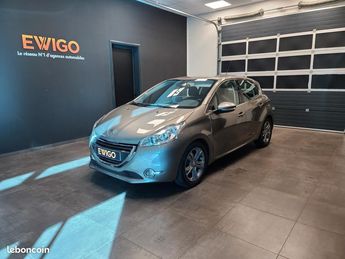  Voir détails -Peugeot 208 1.6 e-HDi FAP Allure 5p à Hnheim (67)