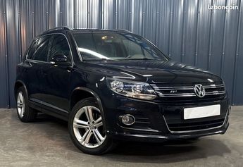  Voir détails -Volkswagen Tiguan 2.0 TDI 110 ch R LINE Toit ouvrant Panor à Halluin (59)