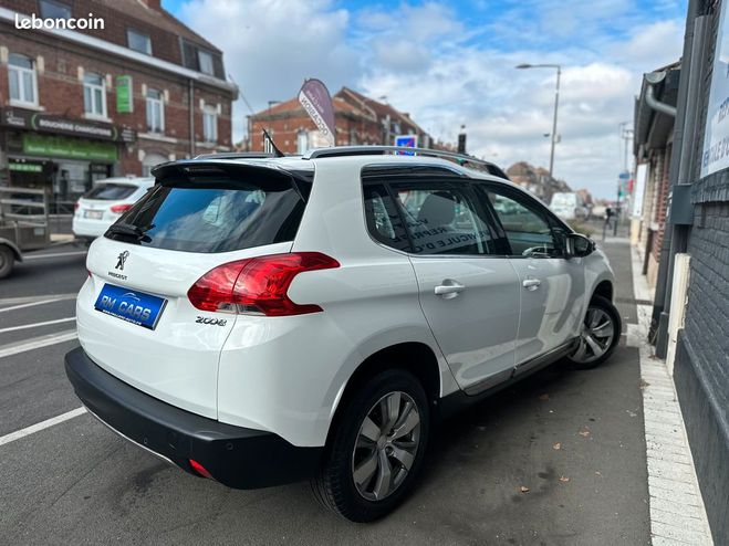 Peugeot 2008 1.2 Ess 82cv Style 1re main Blanc de 2014