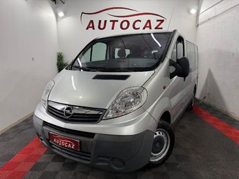  Voir détails -Opel Vivaro COMBI 2.0 CDTI 115 Pack Clim *9PLC*PREMI à Thiers (63)