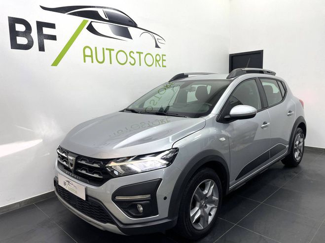 Cliquer pour voir la photo suivante Dacia Sandero III (BJI) 1.0 TCe 90ch Stepway Confort GRIS C de 2021