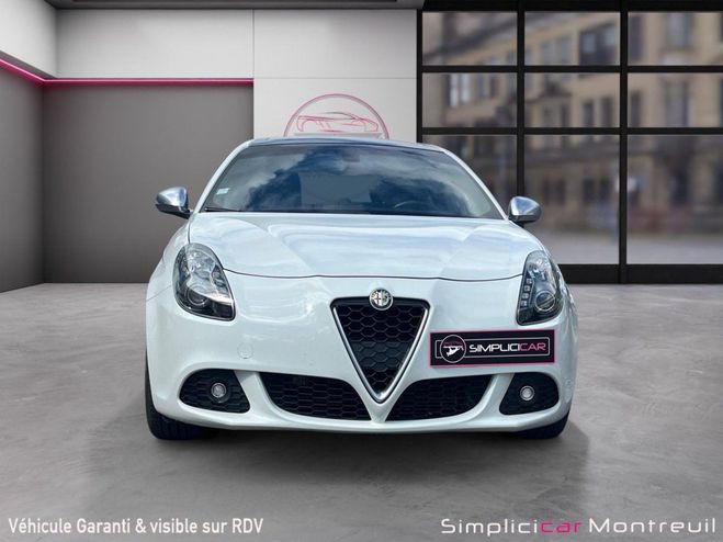 Alfa romeo Giulietta Alfa romeo Giulietta 1750 TBI 235 ch Quadrifoglio Verde/toit  Blanc de 2011