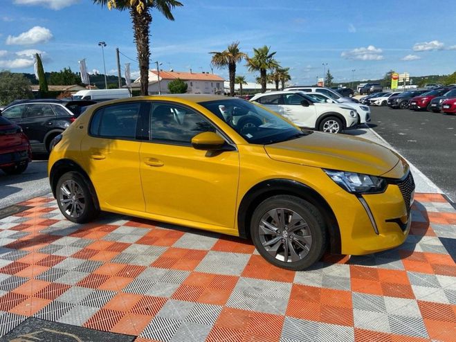 Peugeot 208 136 ALLURE Jaune Clair de 2020