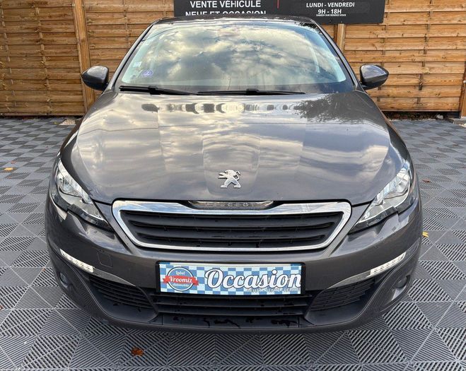Peugeot 308 1.2 e-THP 110ch Style Gris de 2017