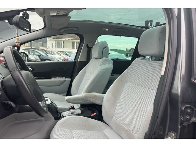 Peugeot 5008 Peugeot 5008 1.6 THP 156ch BVA ALLURE 7pl Gris foncé de 2012