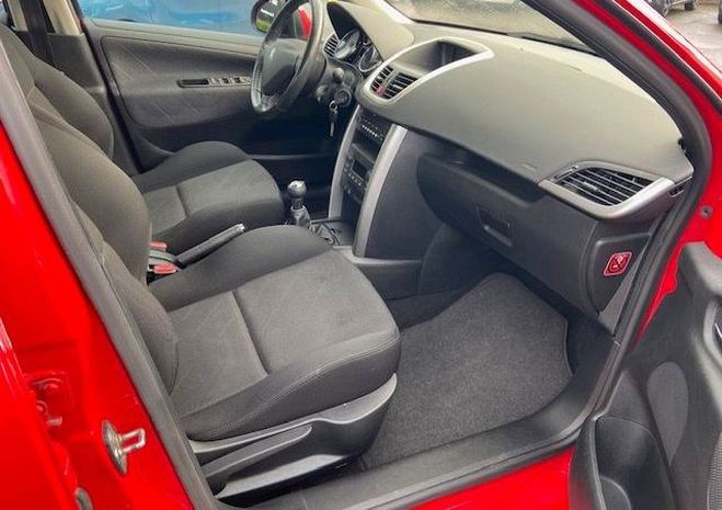 Peugeot 207 Peugeot 207  Premium pack 1.6 L 16v 120 cv  de 2008