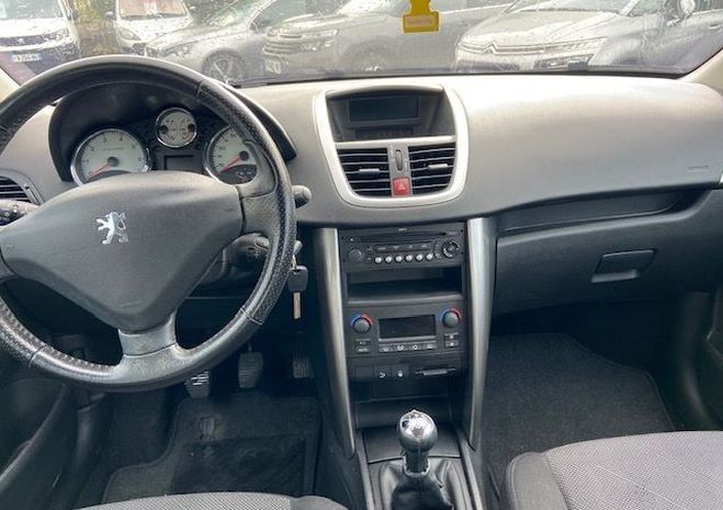 Peugeot 207 Peugeot 207  Premium pack 1.6 L 16v 120 cv  de 2008