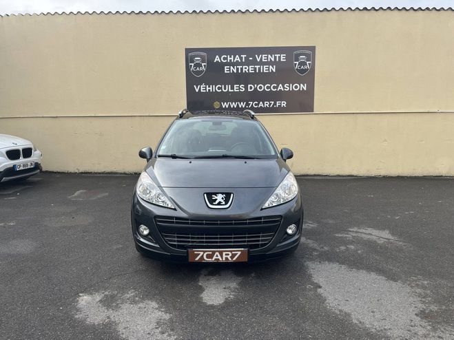 Peugeot 207 Peugeot 207 1.6 HDI 92 (2) SW OUTDOOR GRIS F de 2012