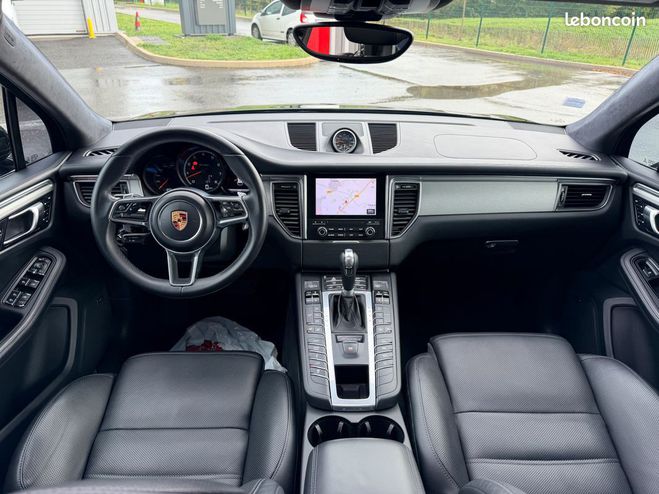 Porsche Macan (95B) 3.6 V6 440ch Turbo Pack Performanc Noir de 2017