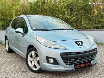  Voir détails -Peugeot 207 1.6 vti Allure Gps   bluetooth toit pano à Wittelsheim (68)