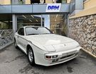 Porsche 944