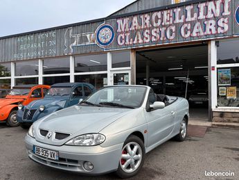  Voir détails -Renault Megane cabriolet 2.0 16v karmann à Broons (22)