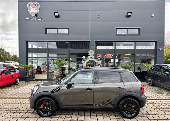 Cliquer pour voir la photo suivante Mini Countryman Cooper 122ch Pack Red Hot Chili BVA Marron Clair Métallisé de 2011