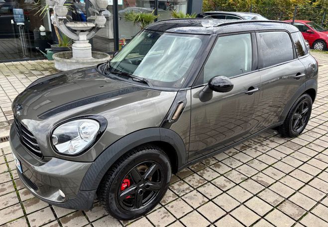 Mini Countryman Mini Countryman Cooper 122ch Pack Red Hot Chili BVA Marron Clair Métallisé de 2011