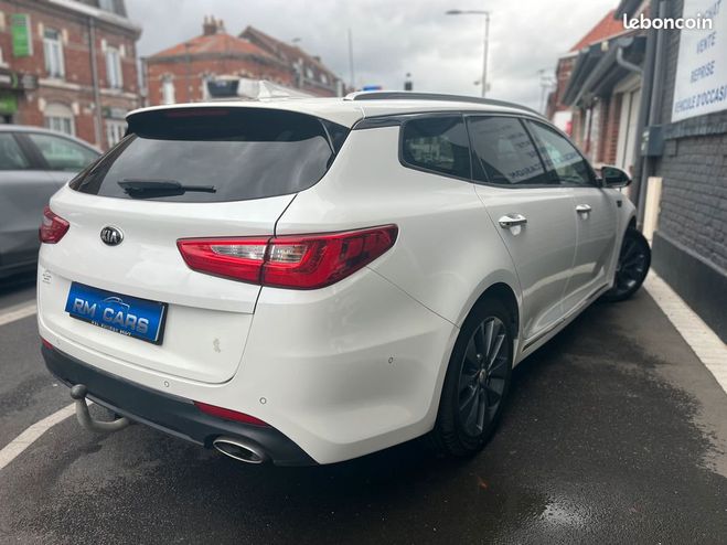 Kia Optima Kia Optima SW 1.7 CRDi 140ch GT-Line ISG DCT7 Blanc de 2017