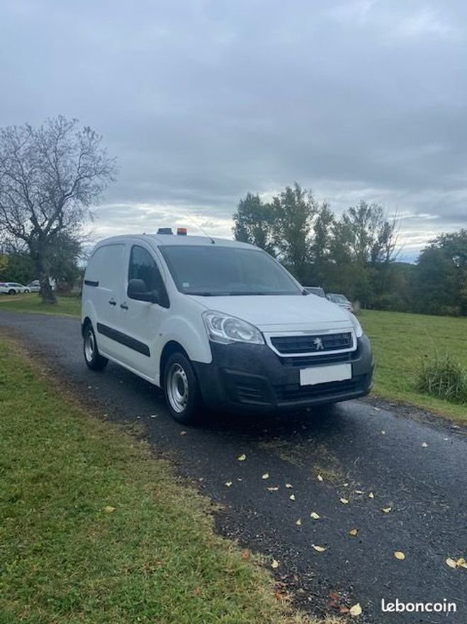 Peugeot Partner Peugeot Partner premium bhdi 100 Blanc de 2018