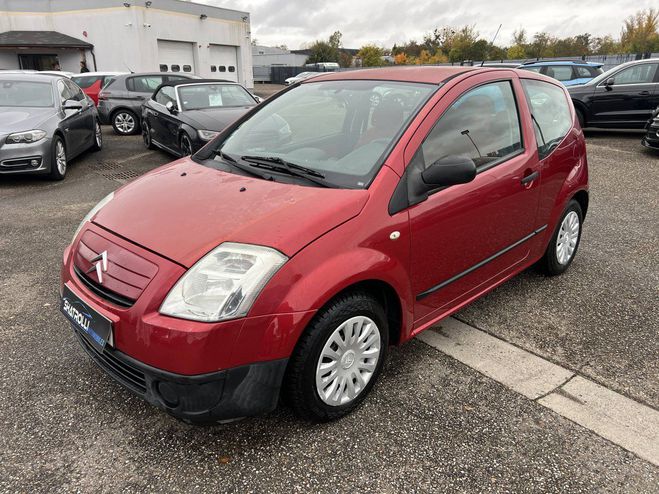 Cliquer pour voir la photo suivante Citroen C2 1.1i 60ch 4cv 5Portes 4Places 1erMain 94 ROUGE de 2005