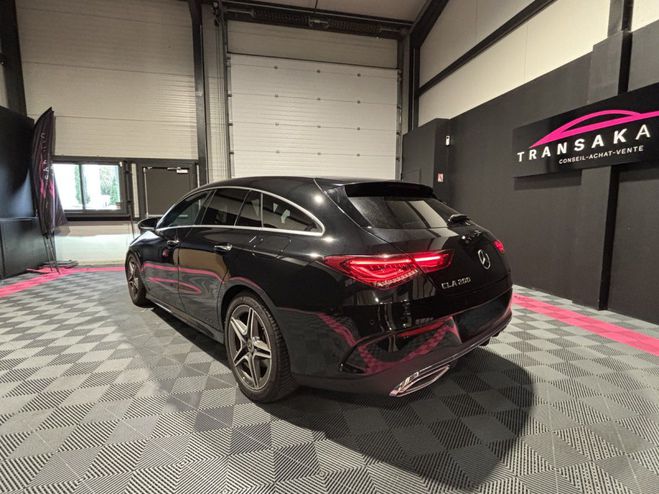 Mercedes Classe CLA Mercedes Classe CLA ng Brake 200 7G-DCT AMG Line - parfait é Noir de 2020