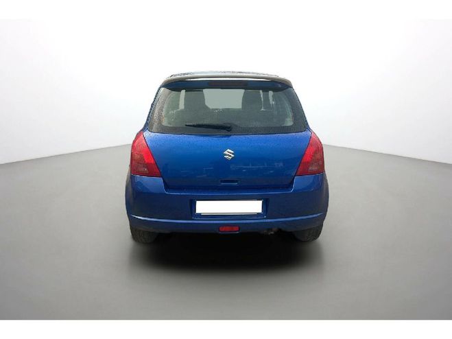 Suzuki Swift Suzuki Swift 1.3 GLX BV ROBOTISEE Bleu métal de 2006