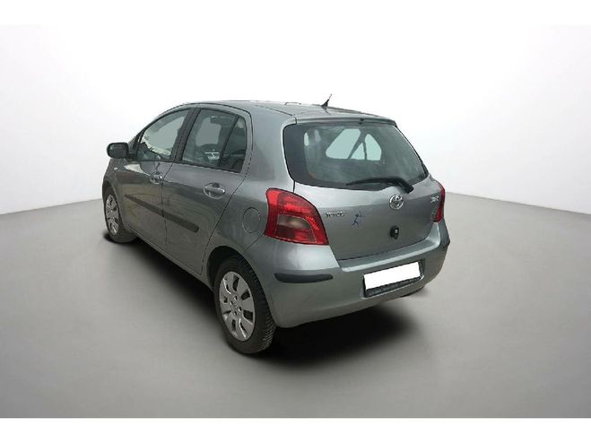 Toyota Yaris Toyota Yaris Yaris 1.3 - 87 VVT-i Sol Grise de 2007