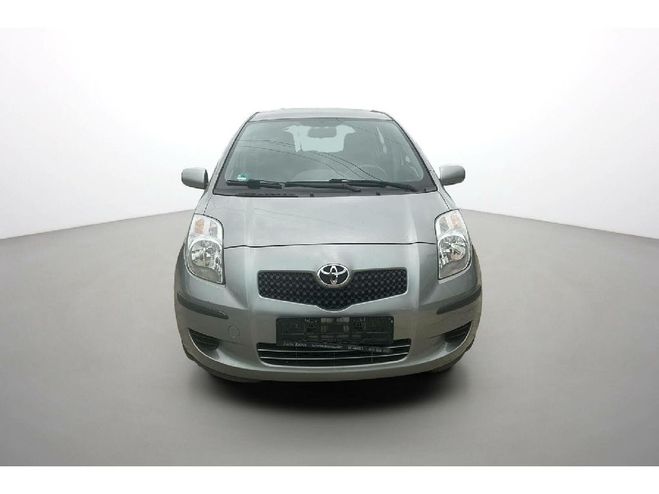 Toyota Yaris Toyota Yaris Yaris 1.3 - 87 VVT-i Sol Grise de 2007