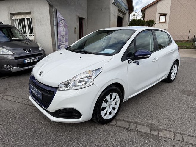 Cliquer pour voir la photo suivante Peugeot 208 1.0 VTI 68 LIKE 5P BLANC de 2016