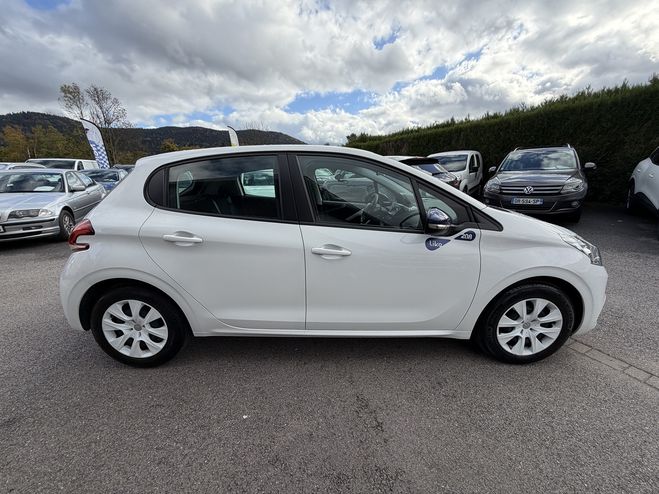 Peugeot 208 1.0 VTI 68 LIKE 5P BLANC de 2016