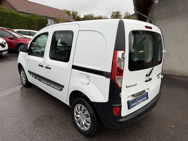 Renault Kangoo Renault Kangoo 1.5 DCI 90 ENERGY CONFORT MOTRICITÉ RENF BLANC de 2016