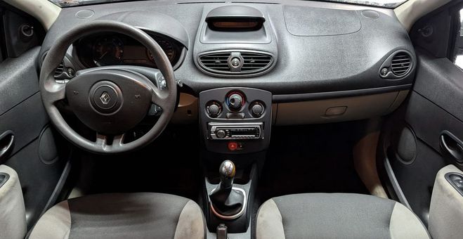 Renault Clio Renault Clio 3 1.2 75ch  de 2006