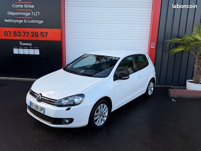 Volkswagen Golf Volkswagen Golf VI 1.2 TSi 86 cv Distribution neuve régu Blanc de 2011