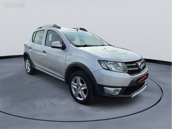 Dacia Sandero Dacia Sandero stepway prestige 1.5 dci 90 ch Clim- gps Autre de 2014