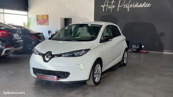  Voir détails -Renault Zoe r90 40 kw zen autonomie 300 km gps-regul à Nevers (58)